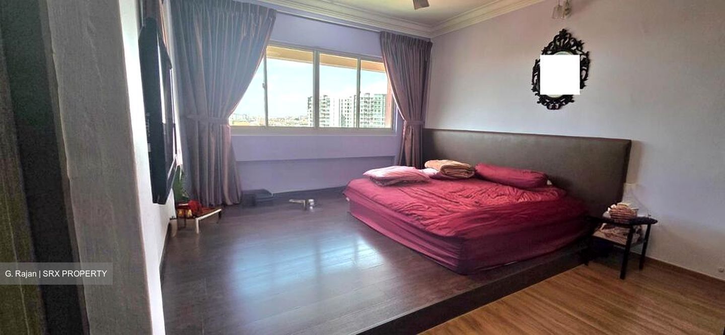 Blk 221 Kovan Green (Hougang), HDB Executive #524841551